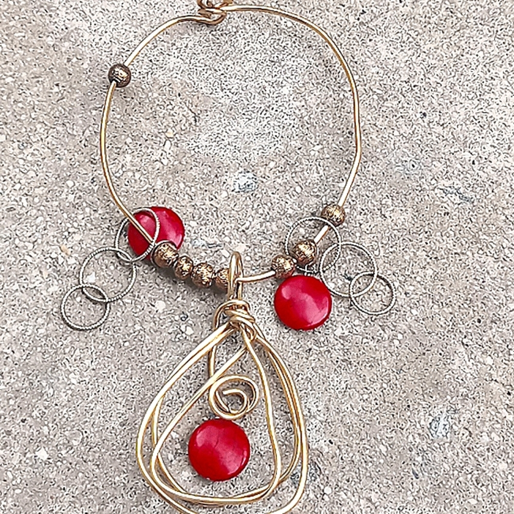 Super modern choker